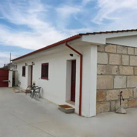 Refugio Da Barragem Vale de Anta